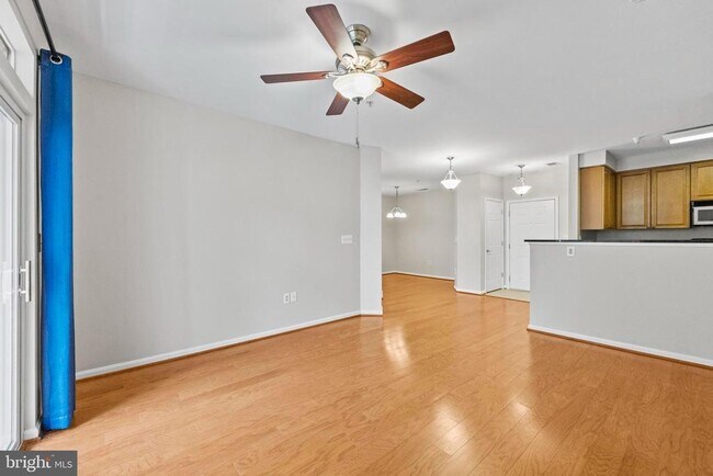 Building Photo - 801 S Greenbrier St