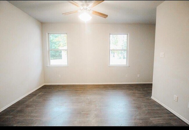 Building Photo - 26471 Joy Village Dr