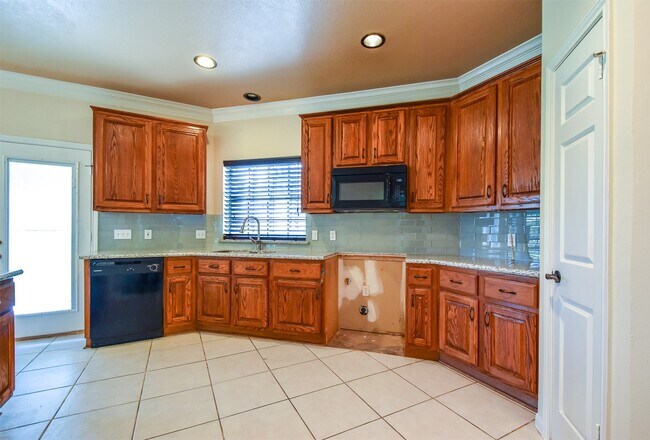 Building Photo - 314 Spencers Glen Dr
