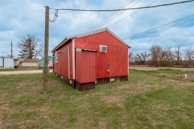 Building Photo - 2094 S Robb St