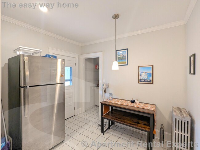 Building Photo - 92 Powder House Blvd