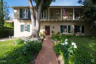 Building Photo - 584 Rosemont Ave