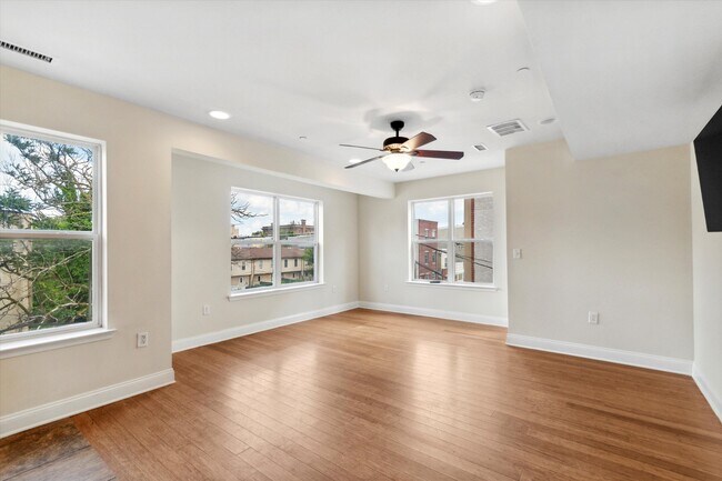 Building Photo - 1955 N 18th St