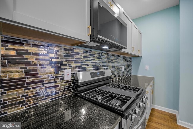 Building Photo - 2321 Tatnall St