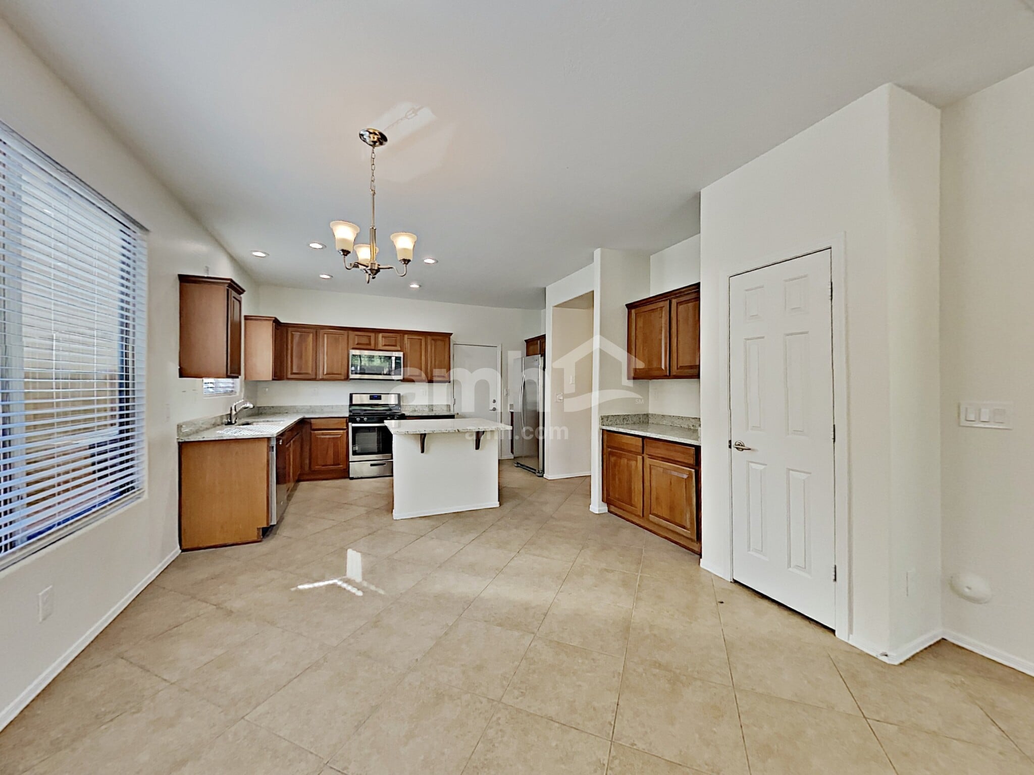 Building Photo - 3624 W Steinbeck Dr