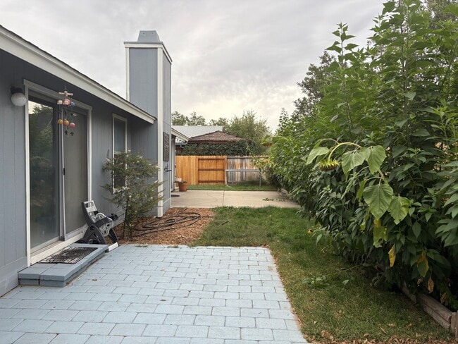 Building Photo - 3 Bedroom Home in Sparks!