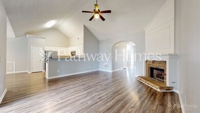 Building Photo - 8401 Somerton Cir
