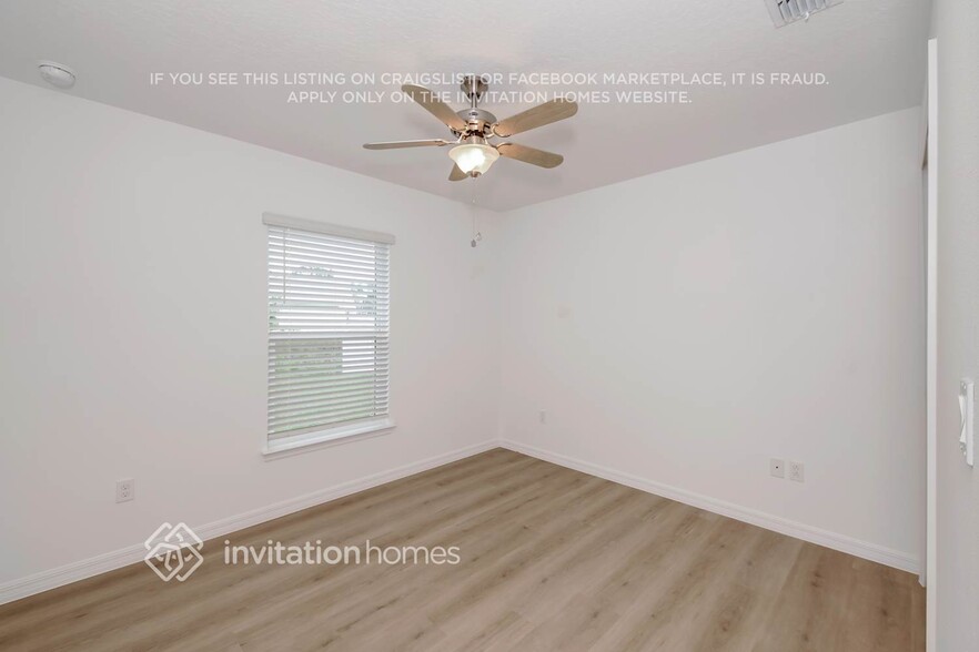 Building Photo - 57 Boxwood Ln