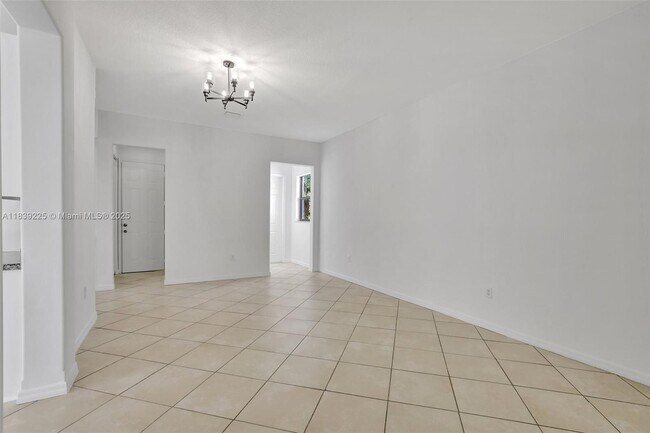 Building Photo - 9135 SW 36th Mnr