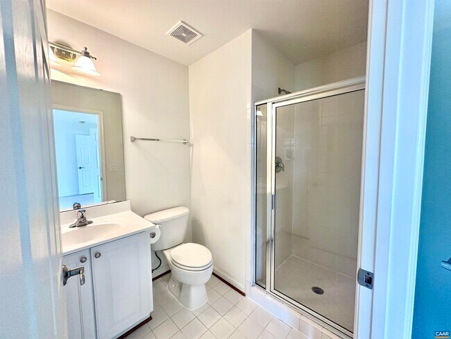 Building Photo - 252 Millstream Dr