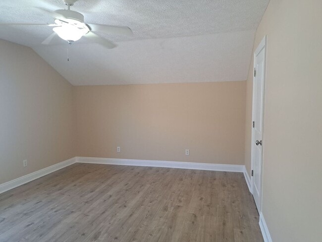 Building Photo - 2950 Palmetto Ridge Way