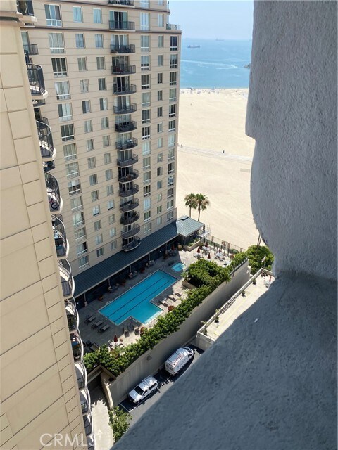 Building Photo - 800 E Ocean Blvd