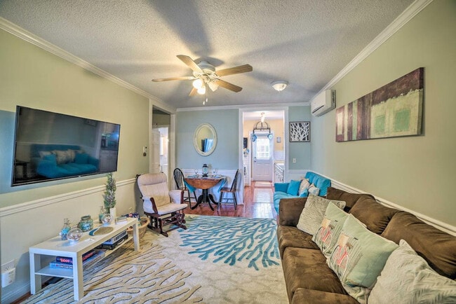 Building Photo - 8320 Bayside Rd