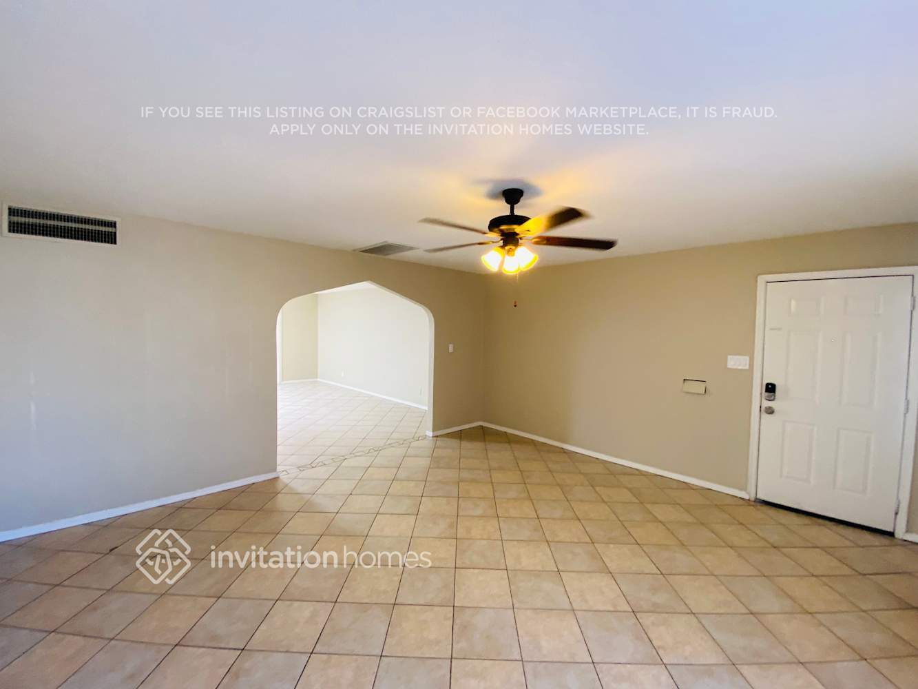 Building Photo - 3735 W Rose Ln