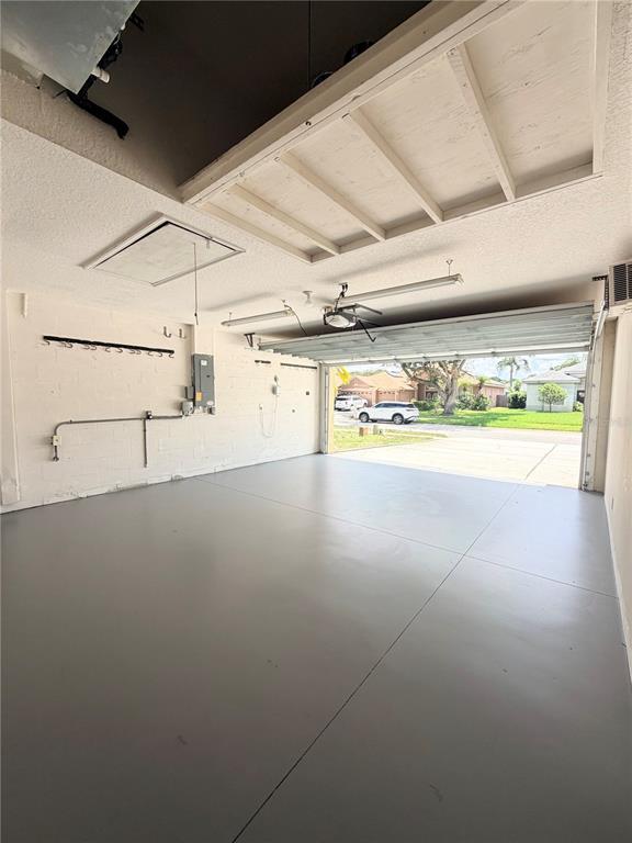 Building Photo - 442 Knight Dr