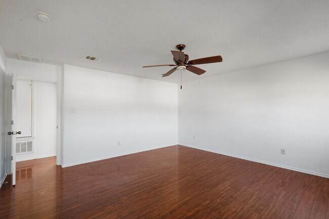 Building Photo - 2020 Kass Cove