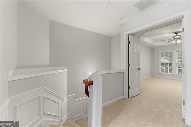 Building Photo - 2798 Loftview Square