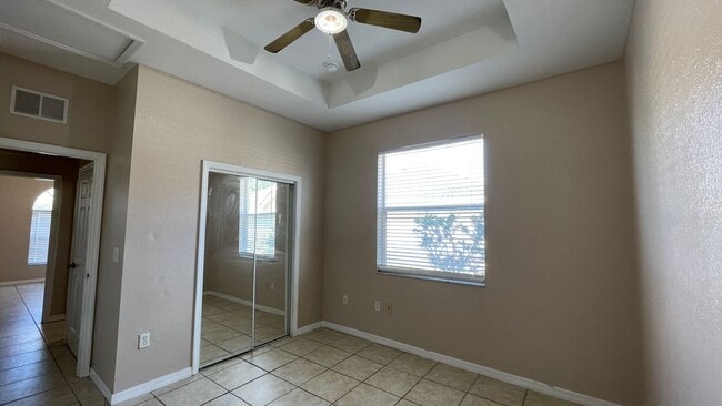 Building Photo - 506 Parsley Ct