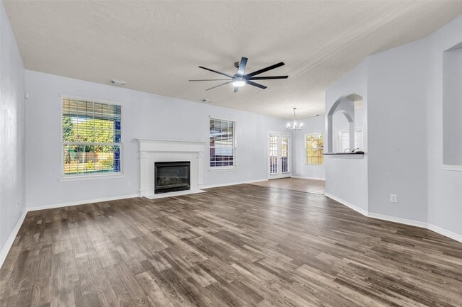 Building Photo - 8507 Forest Arbor Ct