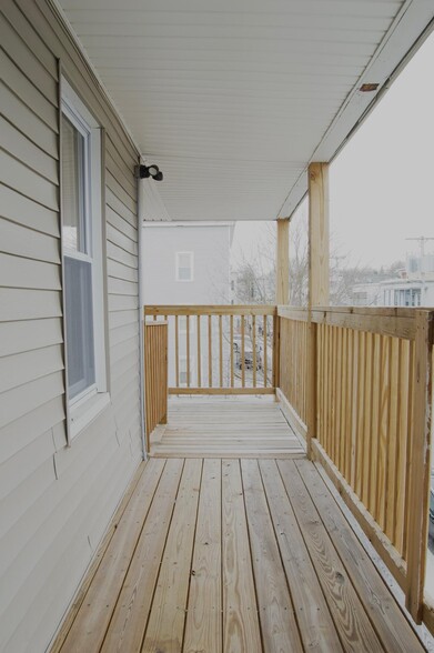 Balcony - 105 Clarendon St