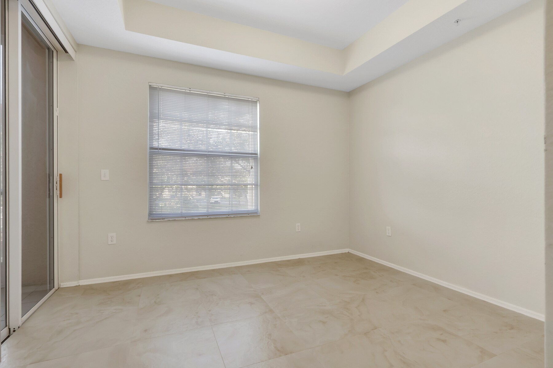 Building Photo - 9025 Colby Dr