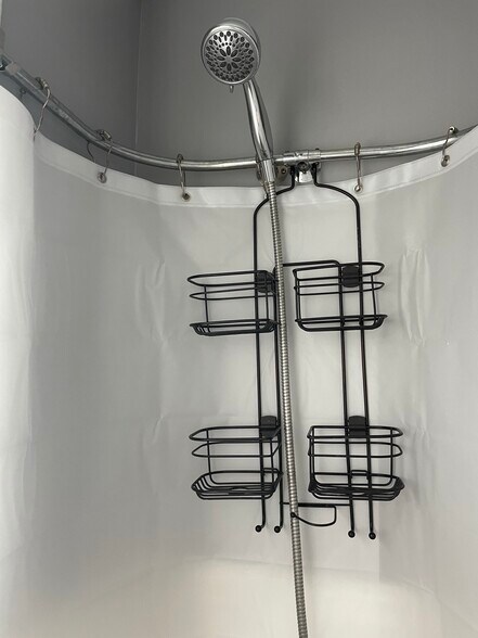 Building Photo - 265 Norway St