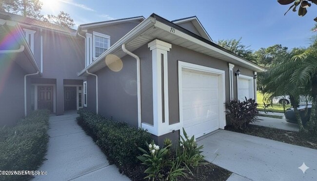 Building Photo - 771 Scrub Jay Dr