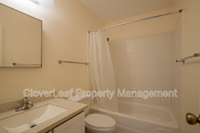 Building Photo - 1045 Stone Trail