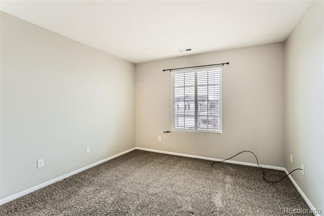 Building Photo - 4221 Beautiful Cir