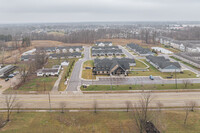 Building Photo - The Villas at Bakers Ridge