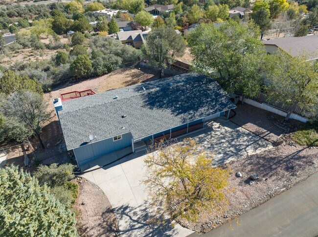 Building Photo - 4 bedroom 2 bathroom home for rent in Prescott