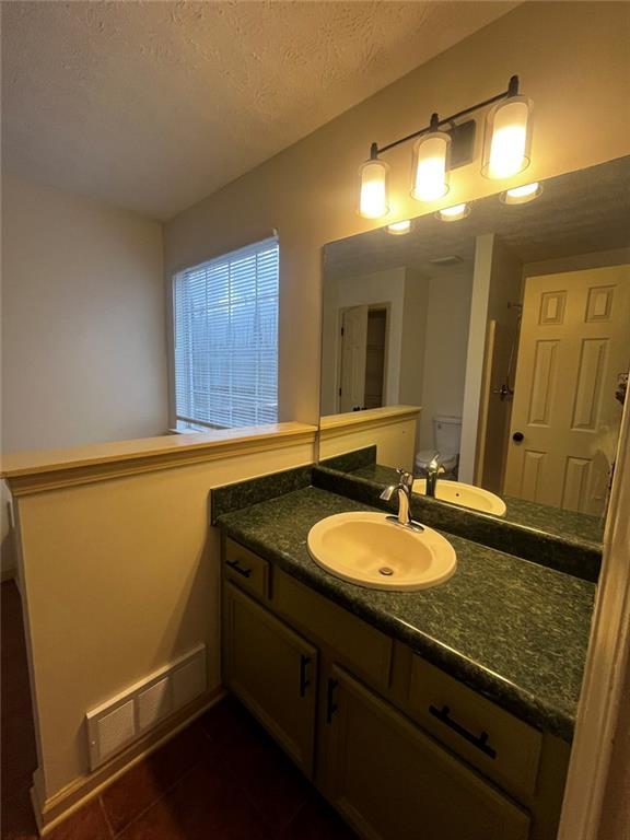 Building Photo - 11 Harvest Way