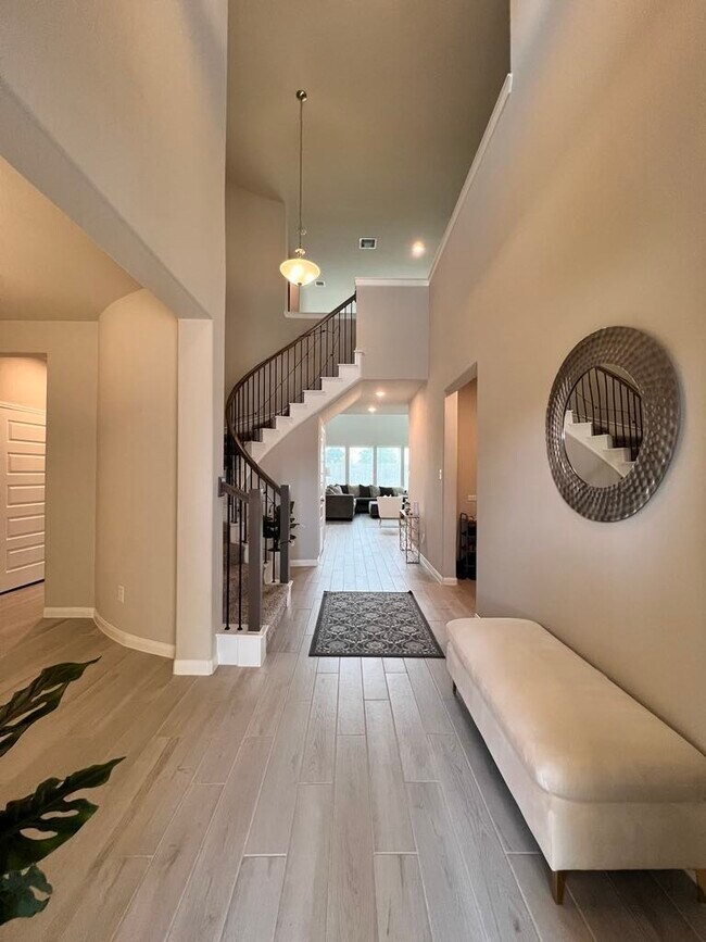 Building Photo - 21511 Pachino Ln
