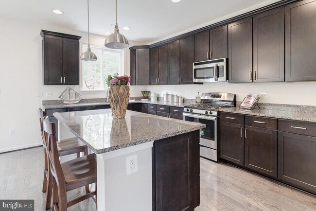 Building Photo - 311 Kahler Way