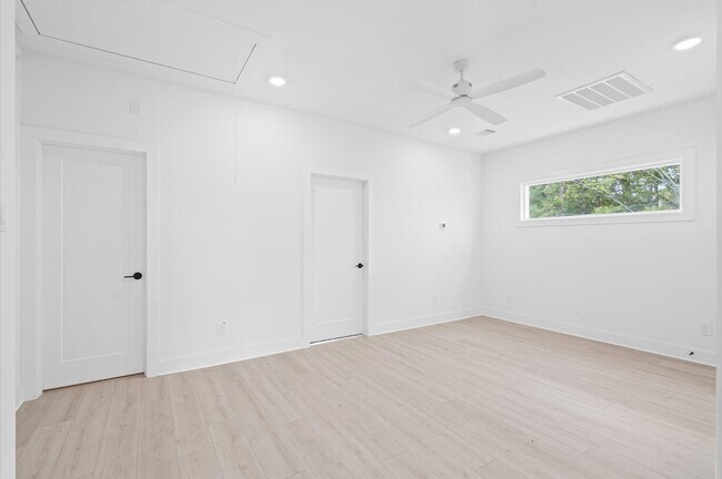 Building Photo - 10092 Serrano Pk Dr