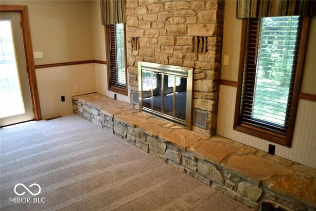 Building Photo - 8951 W 525 N