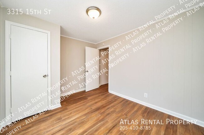 Building Photo - 3315 15th St