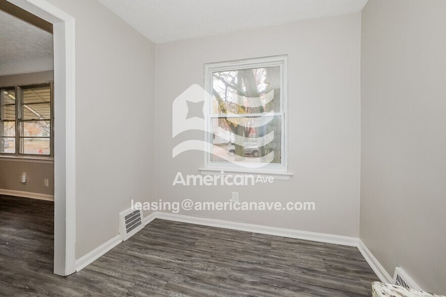 Building Photo - 15413 Fernway Dr