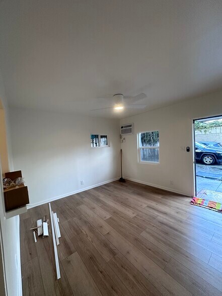 Building Photo - 5123 Marathon St