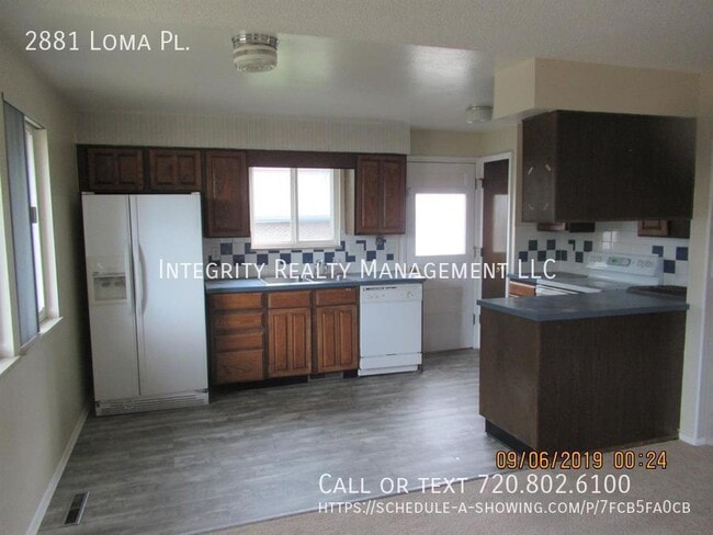 Building Photo - 2881 Loma Pl