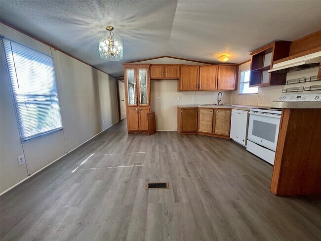 Building Photo - 14355 Enchanted Waters Dr