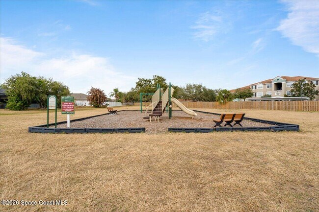 Building Photo - 2667 Deercroft Dr