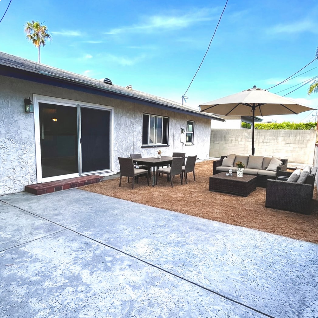 Building Photo - 1045 Marvista Ave