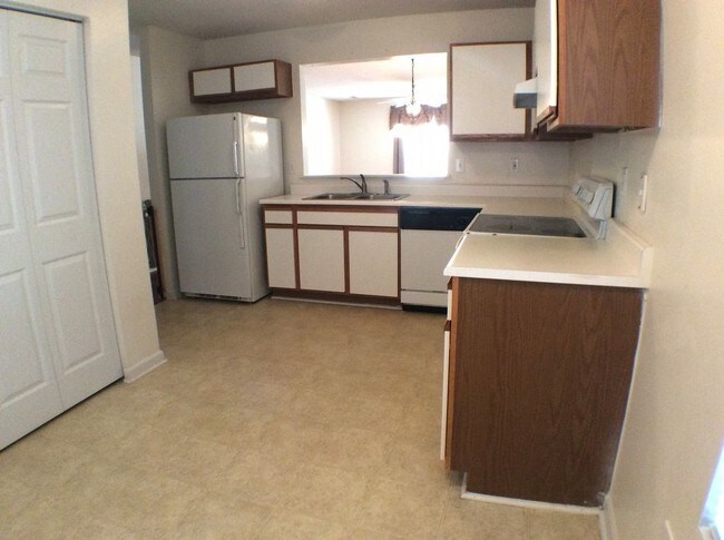 Building Photo - 122 Brushy Hollow Lane