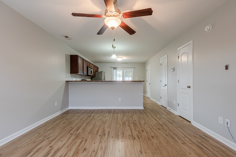 Building Photo - 133 Glen Cannon Drive
