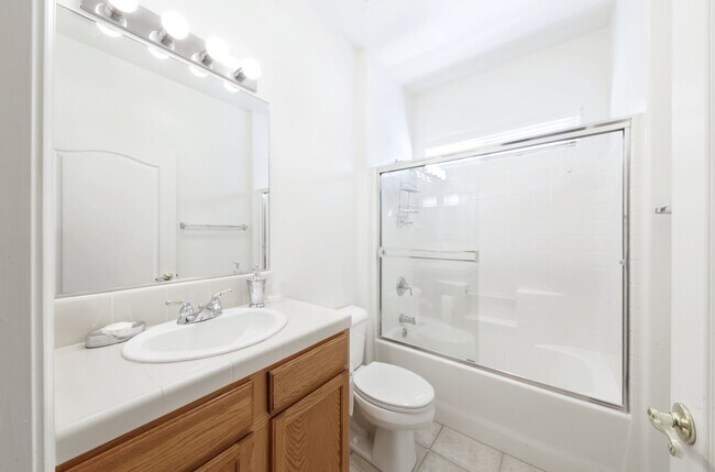 Building Photo - 9802 Bourbon Rose Ct