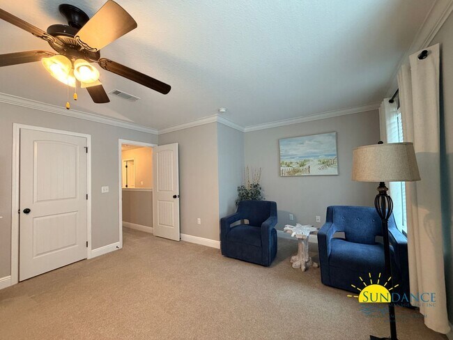 Building Photo - 137 Golf Villa Dr