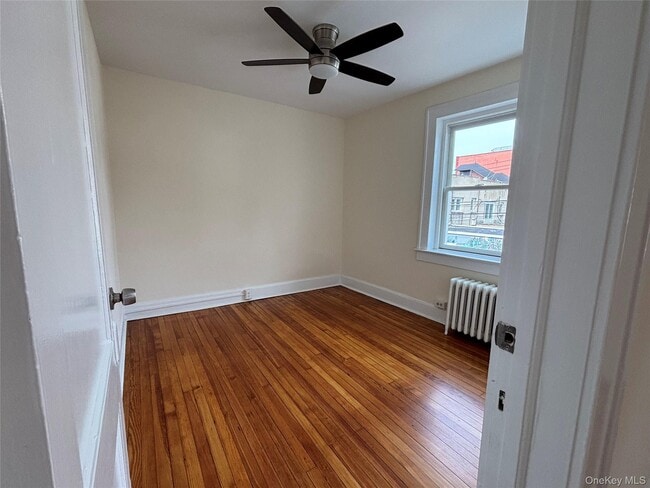 Building Photo - 8 E Carver St