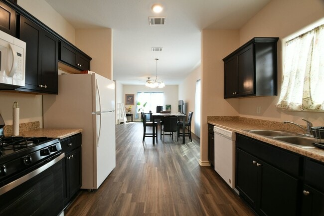 Building Photo - 5817 Gaston