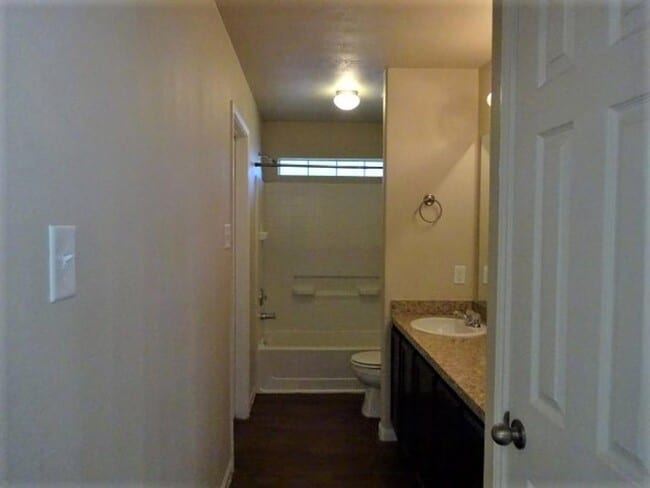 Building Photo - 5923 Stockholm Ct